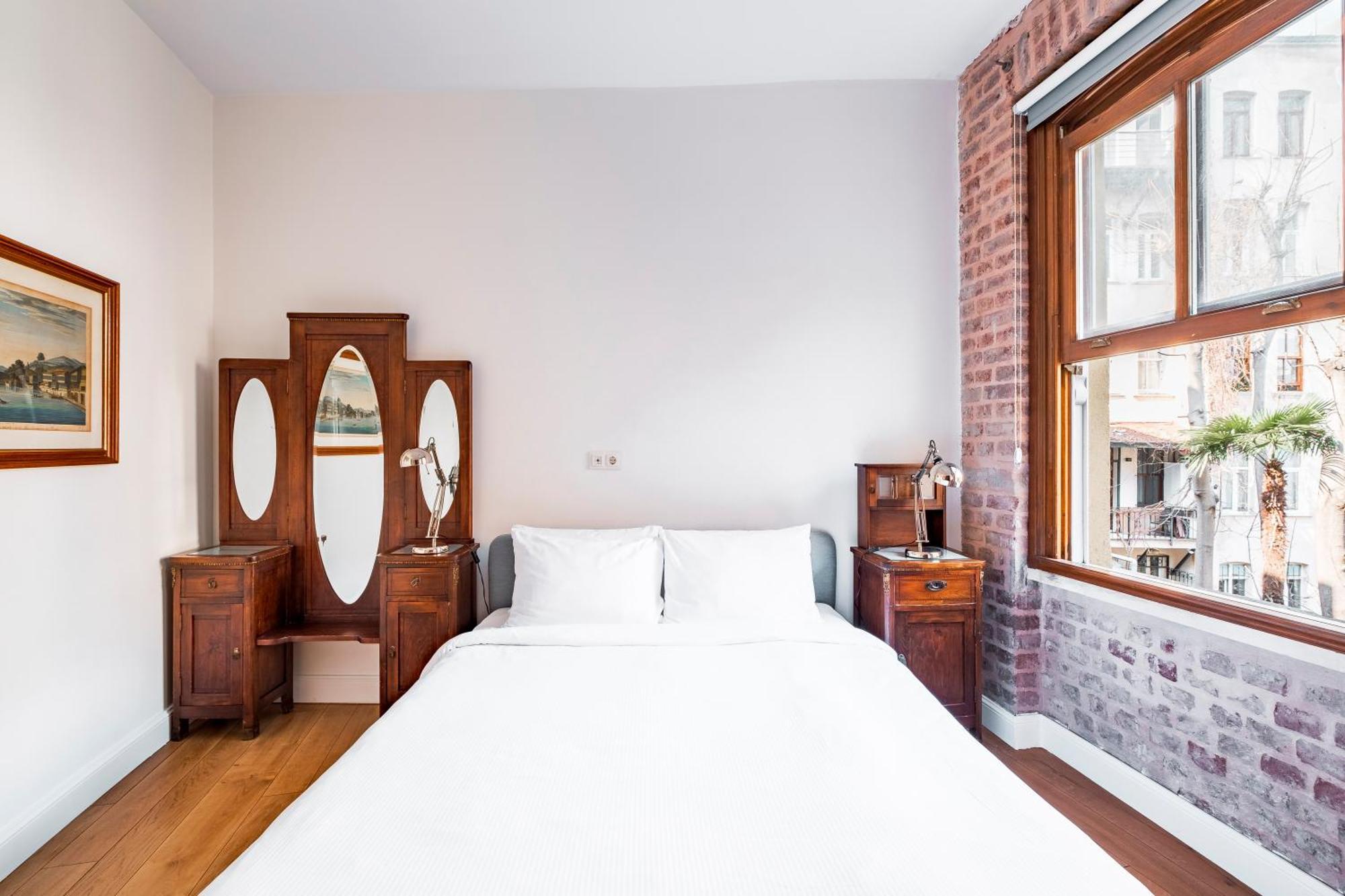 Homie Suites - Historical Apartment Nearby Galata Tower Istanbul Bagian luar foto