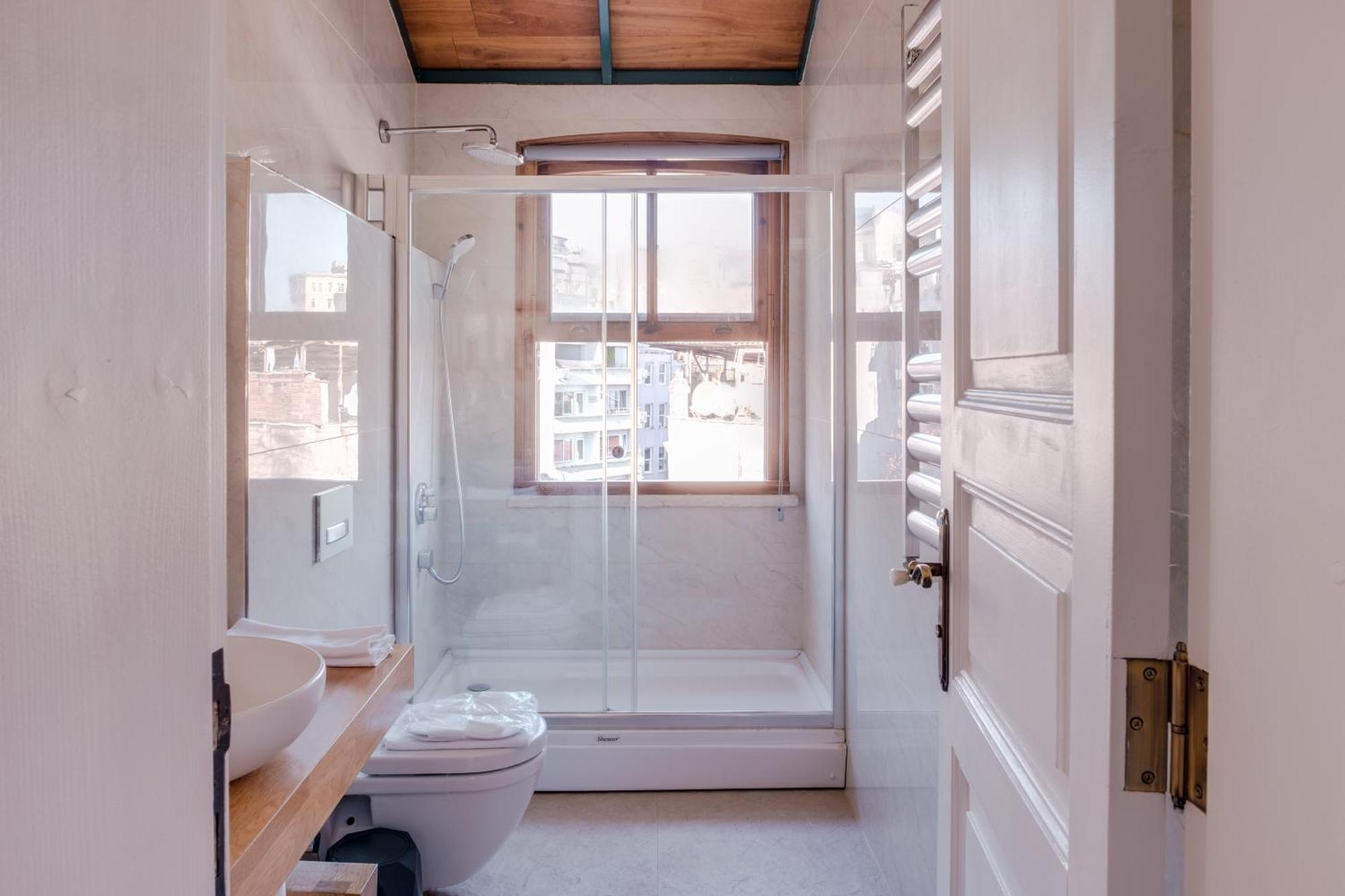 Homie Suites - Historical Apartment Nearby Galata Tower Istanbul Bagian luar foto